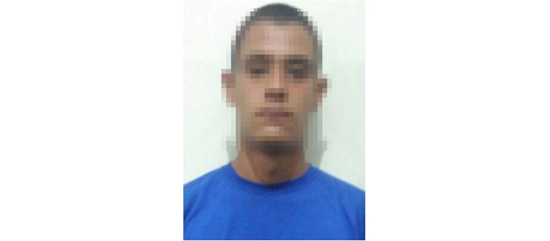 INHAMBUPE: Homem é preso pela PM no momento em que arrombava loja