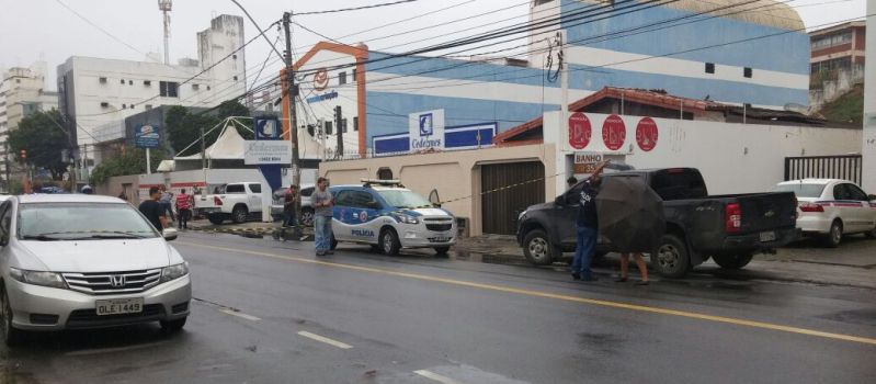 NAS GARRAS DO MAL: Assaltantes mantém refém em clínica na Pituba; Criminosos foram presos