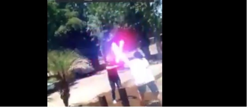 VEJA VÍDEO: Briga de vassouras entre vizinhas se torna guerra de espadas de luz dignas de Star Wars