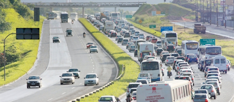 SÃO JOÃO: Retorno para capital pelas BR-324 e 101 tem congestionamento; Bandidos praticam furtos