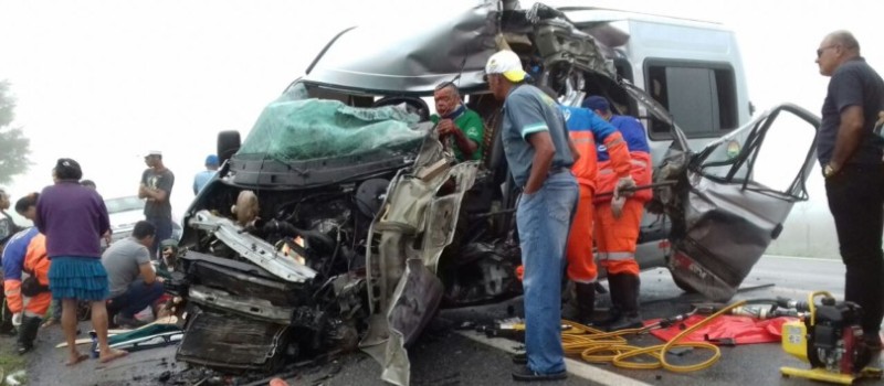 NEBLINA NA PISTA: Acidentes deixam um morto e 12 feridos na mesma rodovia no interior da Bahia