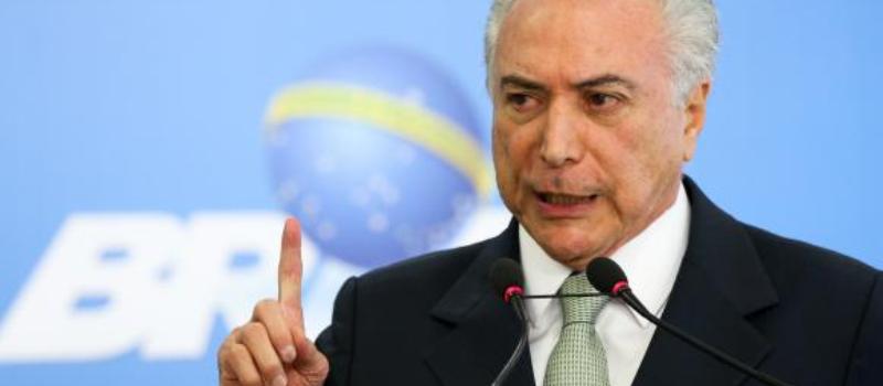 ORDEM: PMDB determina que deputados votem contra denúncia por corrupção passiva contra Temer