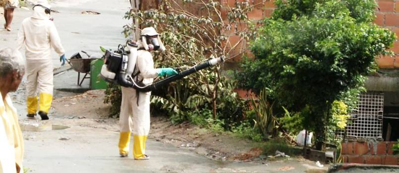 MEDO DO MOSQUITO: Moradores do subúrbio queixam-se de aumento de chikungunya nos últimos dois meses