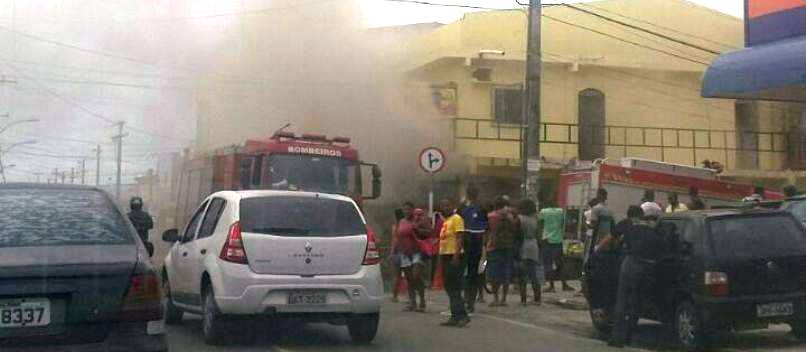 CAJAZEIRAS: Incêndio de grande proporção atinge loja de tecidos um mês após fogo em mercado municipal