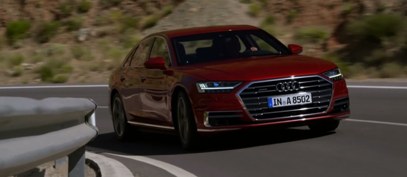 AUTOS E MOTOS: Apresentado em Barcelona, Novo Audi A8 tem versão mais tecnológica