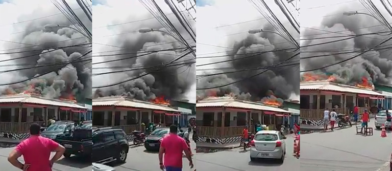 ASSISTA: Incêndio atinge restaurante em Itapuã e ação de bombeiros quase causa outro acidente