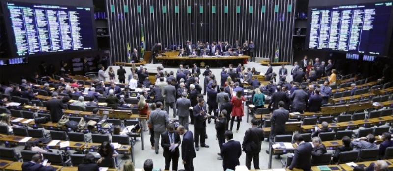 AO VIVO: Acompanhe a votação da denúncia contra o presidente Michel Temer na Câmara