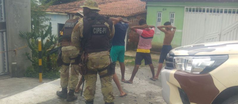 EXCLUSIVO: Jovem acusado pela polícia por ordenar &#8220;toque de recolher&#8221; em Catu nega o crime