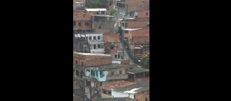 COMANDO PARALELO: Vídeo mostra troca de tiros entre traficantes em Salvador; Assista