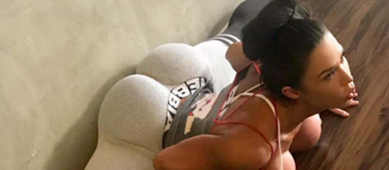 &#8216;BUMBUM NA NUCA&#8217;: Gracyanne Barbosa revela flexibilidade ao postar foto escalando; Confira