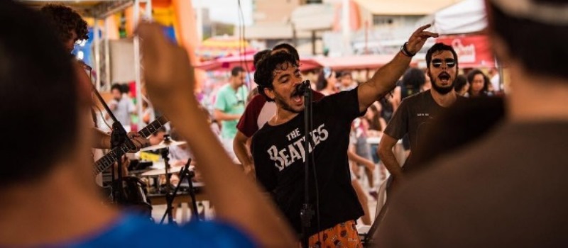 &#8216;ONDE TUDO COMEÇOU&#8217;: Banda Mondaze lança EP com show em Vilas do Atlântico; Ingressos à venda