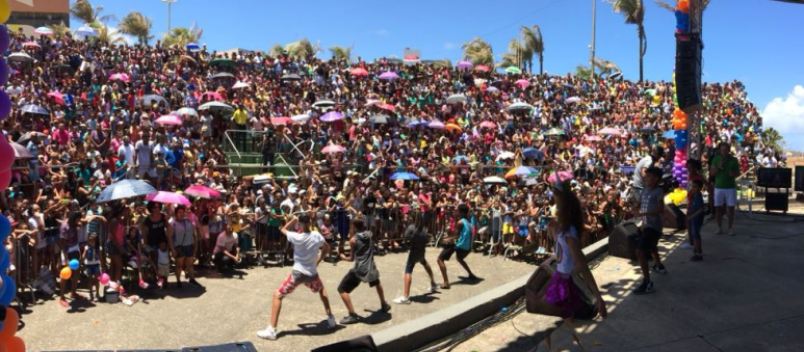 CLUBE DA ALEGRIA ESPECIAL: Programação da TV Aratu atrai crianças e adultos ao Parque Costa Azul