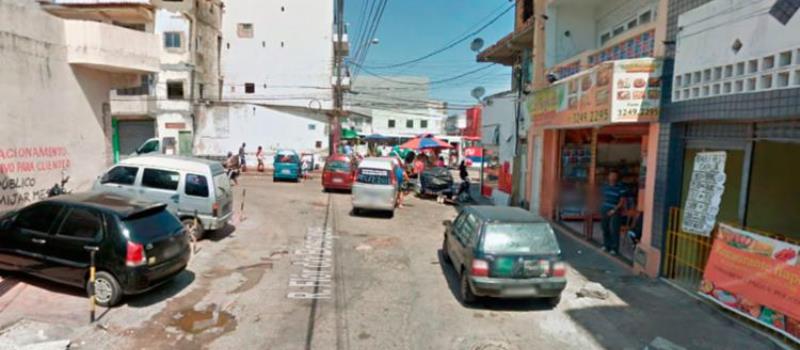 ITAPUÃ: Homem é detido após arrombar delicatessen durante a madrugada, em Itapuã