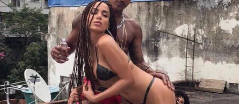 #CHECKMATE: Anitta mostra parte do clipe de &#8216;Vai Malandra&#8217;, gravado no Morro do Vidigal; Assista