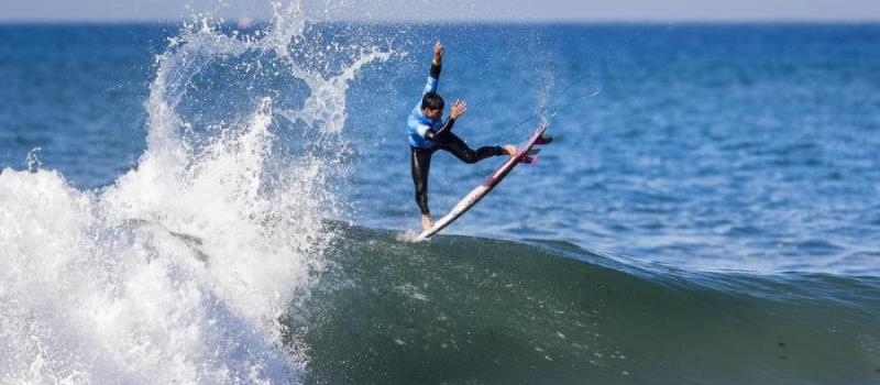 RUMO AO BI: Medina vence em Portugal e se aproxima do título no circuito mundial de surfe