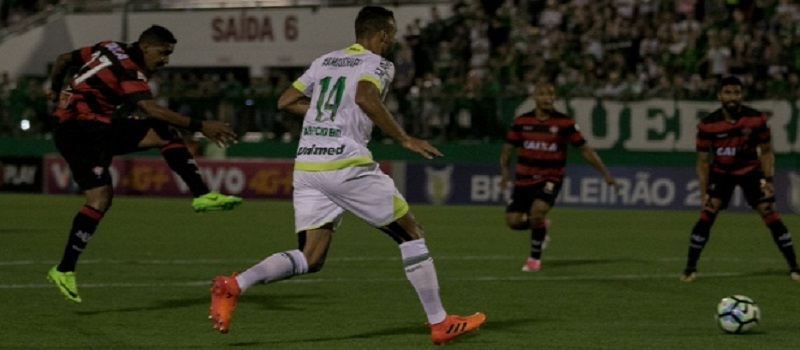 ARENA CONDÁ: Vitória sai na frente, mas Chape vira e leão perde invencibilidade fora de casa