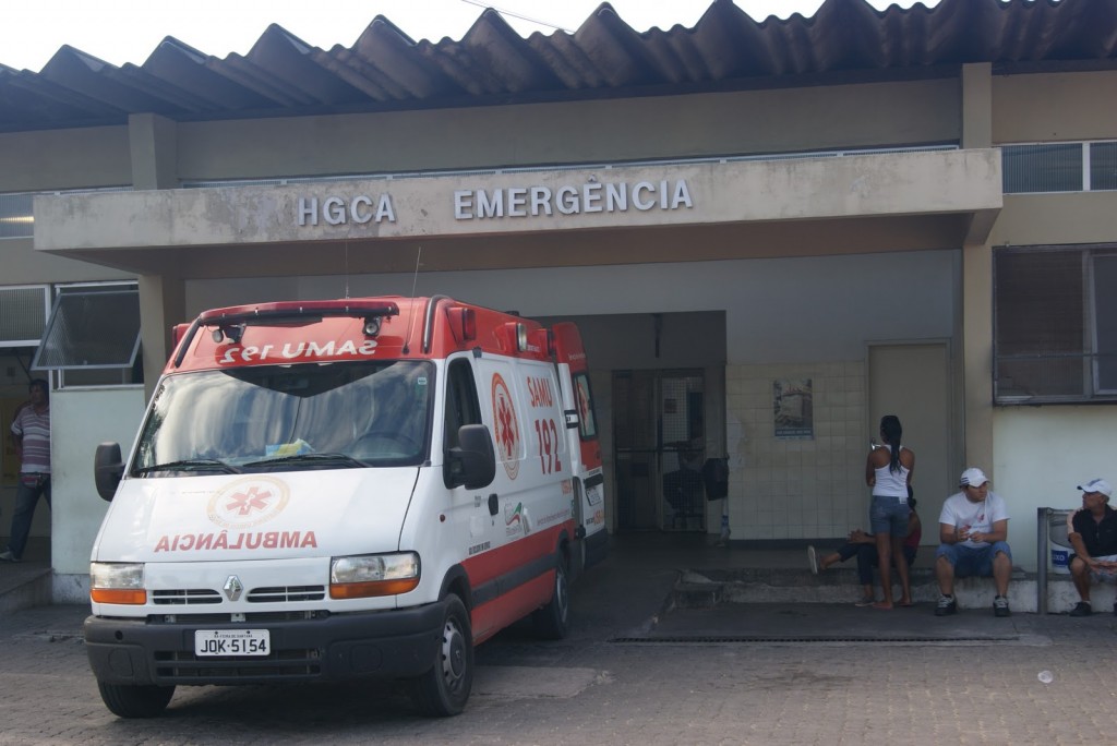 Mulher tem parte da orelha arrancada pelo companheiro