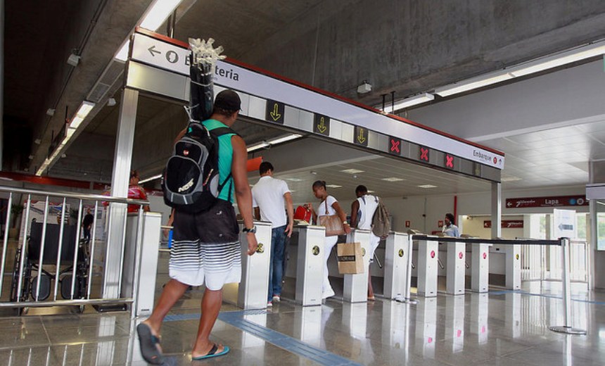 ‘NATAL DA BAHIA’: Estações do metrô de Salvador viram palcos de apresentações musicais