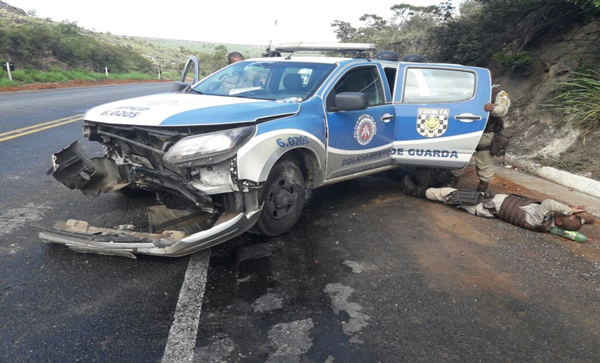 SEABRA: Quatro policiais militares ficam feridos em acidente no interior da Bahia