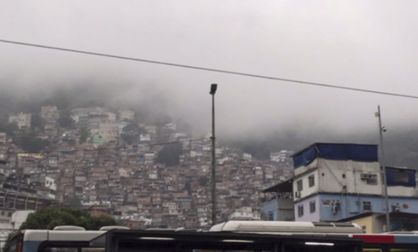 GUERRA URBANA: Três homens morrem após confronto com a PM na Rocinha