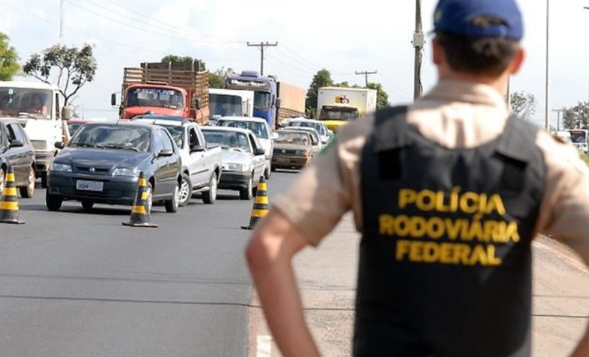 ANO NOVO: PRF registra redução de 53% no número de óbitos nas rodovias federais na Bahia