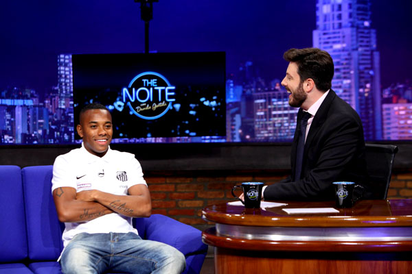 ´Dei glória a Deus porque não fui´, diz Robinho sobre a Copa no The Noite