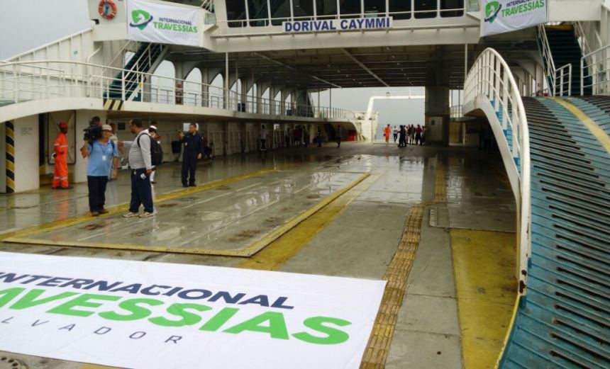 FERRY-BOAT: Fluxo é intenso para carros nos terminais de São Joaquim e Bom Despacho