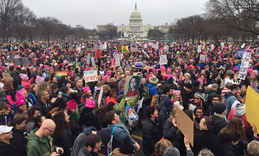 Mulheres realizam protestos nos EUA contra presidente Donald Trump