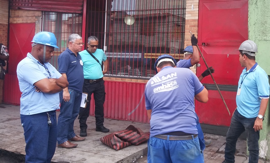 Embasa flagra &#8216;gato de água&#8217; em restaurante na Fazenda Grande do Retiro