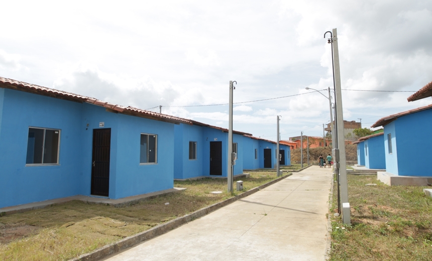 R$ 64 MILHÕES: Conjunto habitacional é entregue para 137 famílias em Salvador