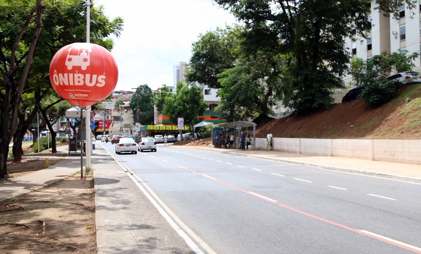 VAI DE GRAÇA: Linha gratuita da Lapa para o Calabar já está em operação para o Carnaval