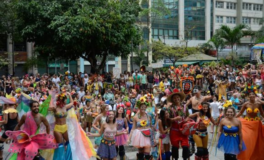 Carnaval deve movimentar R$ 6 bi e gerar 20 mil empregos, estima CNC