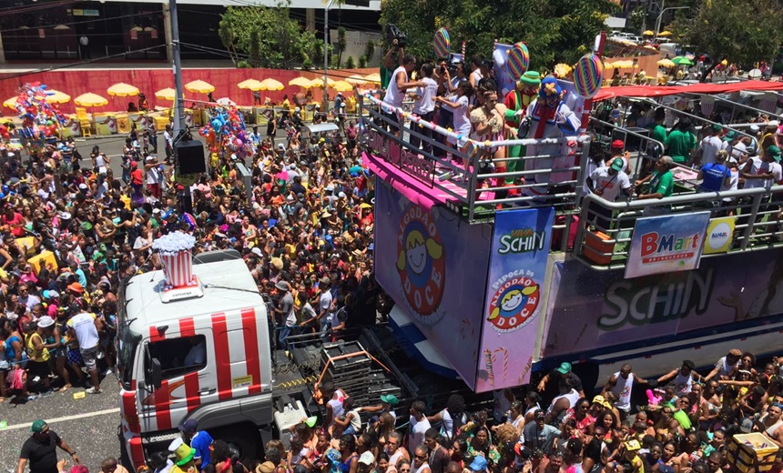 PIPOCA DOCE: Bloco infantil domina início do terceiro dia de Carnaval no Campo Grande