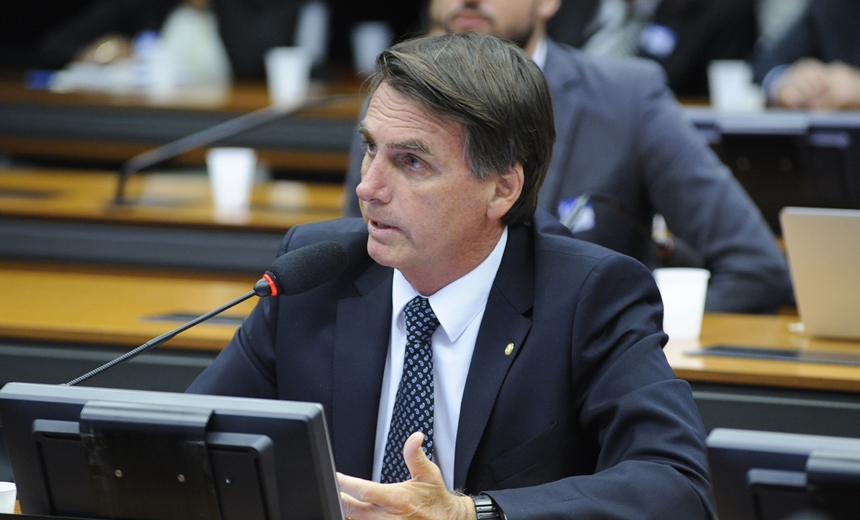 VISANDO O PLANALTO: Possível candidato à Presidência, Jair Bolsonaro se filia a novo partido