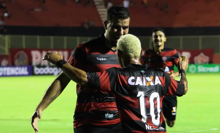 COPA DO BRASIL: Vitória vence o Bragantino e avança para a quarta fase da competição