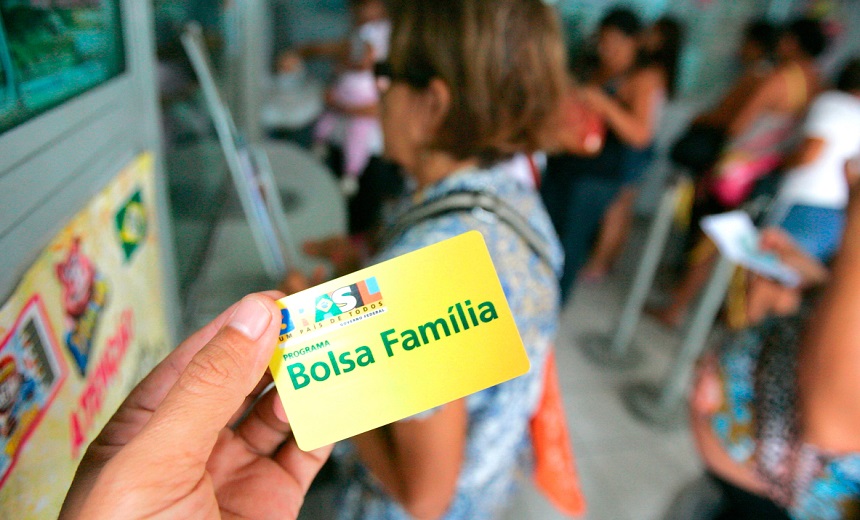 BENEFÍCIO: Reajuste do Bolsa Família será anunciado ainda este mês, segundo ministro