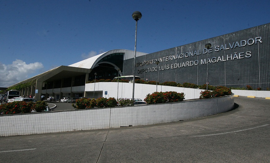 VEJA VÍDEO: Cancelamento de voo causa confusão no aeroporto de Salvador