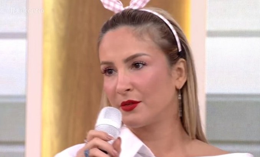 ATACADA NA WEB: Claudia Leitte se defende de críticas após ser chamada de machista