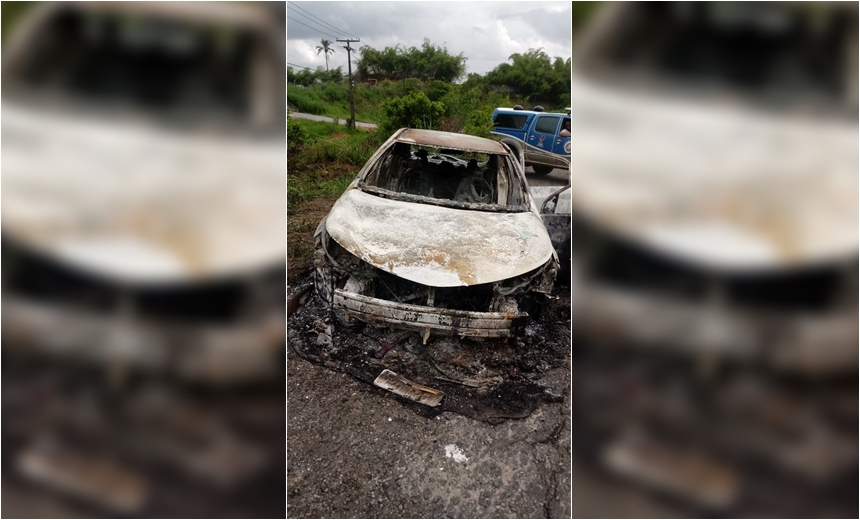 Corpo é encontrado carbonizado dentro de carro em Simões Filho; Vítima pode ser PM