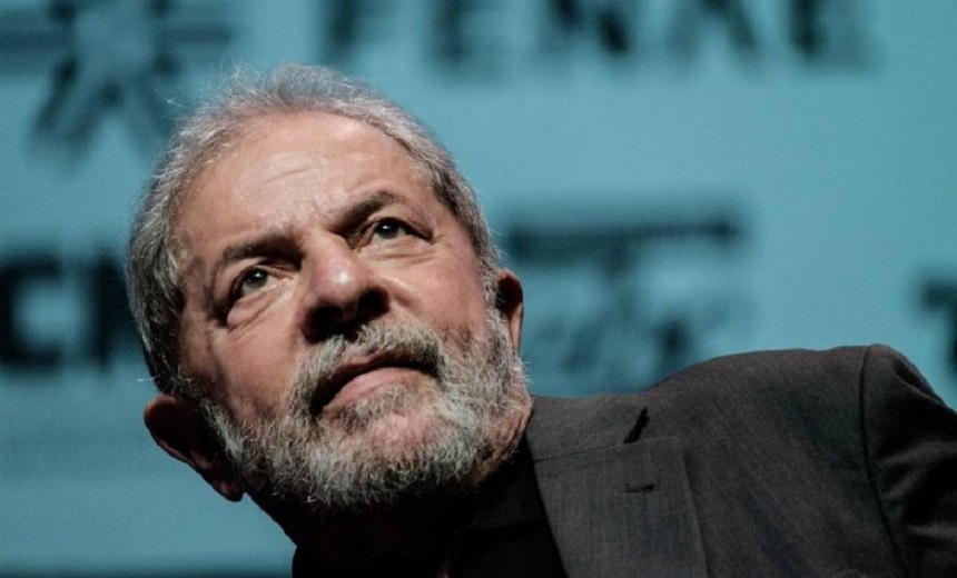 PRAZO ENCERRADO: Lula não se entrega à Polícia Federal; Militantes fazem cerco contra prisão