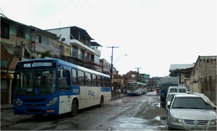 PERO VAZ: Ônibus voltam a entrar no bairro após tentativa de incêndio a coletivo