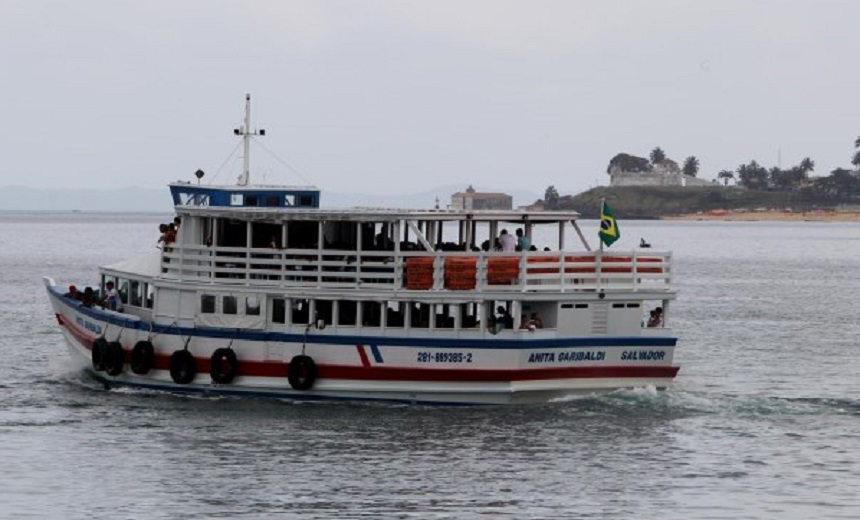 Travessia Salvador-Mar Grande é suspensa devido a ventos fortes e mar agitado