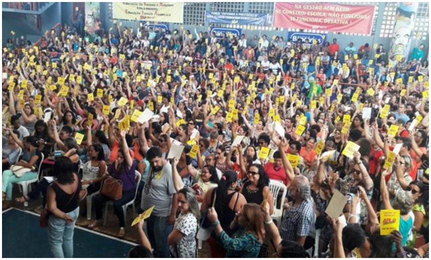 Professores da rede estadual prometem manifestação em frente à SAEB