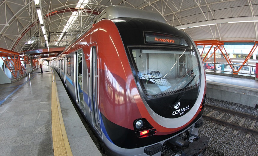 Metrô funciona em horário especial durante o Arraiá do Galinho; veja horários