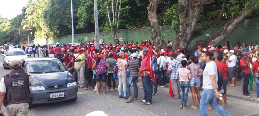 Trabalhadores protestam hoje pelo país; em Salvador, o ato é em frente ao prédio da Petrobras