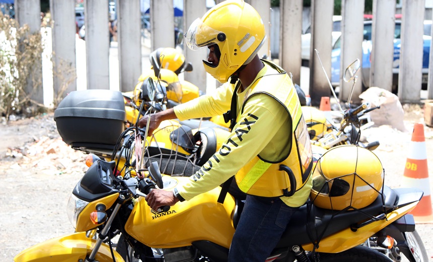 Segunda fase do credenciamento de mototaxistas de Salvador termina nesta terça-feira