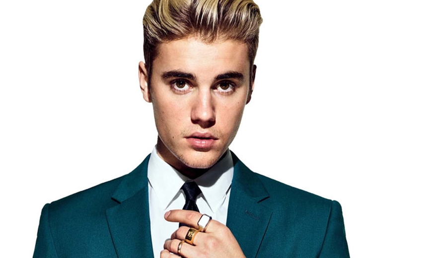 Justin Bieber convida fã que assumiu ser gay para ir à igreja