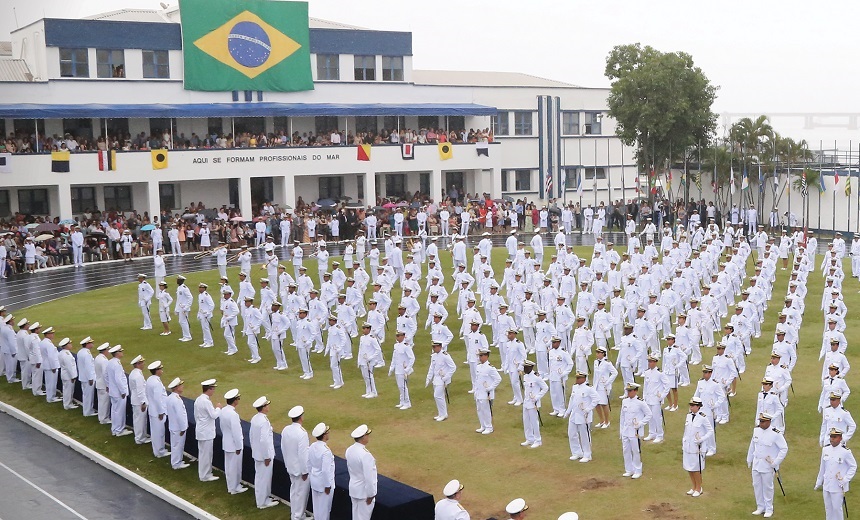 Marinha abre processo seletivo com 177 vagas para profissionais da saúde