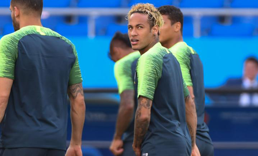 Cabelo novo de Neymar vira meme nas redes sociais; confira