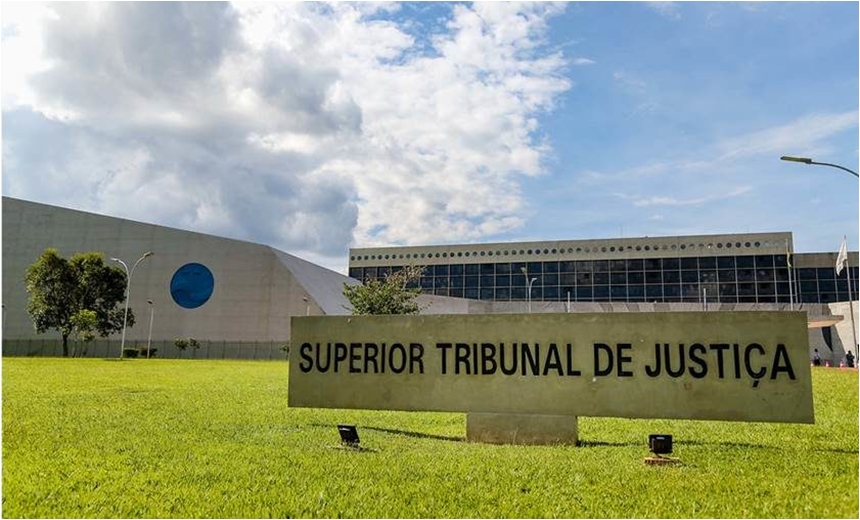 STJ decide restringir foro privilegiado de governadores